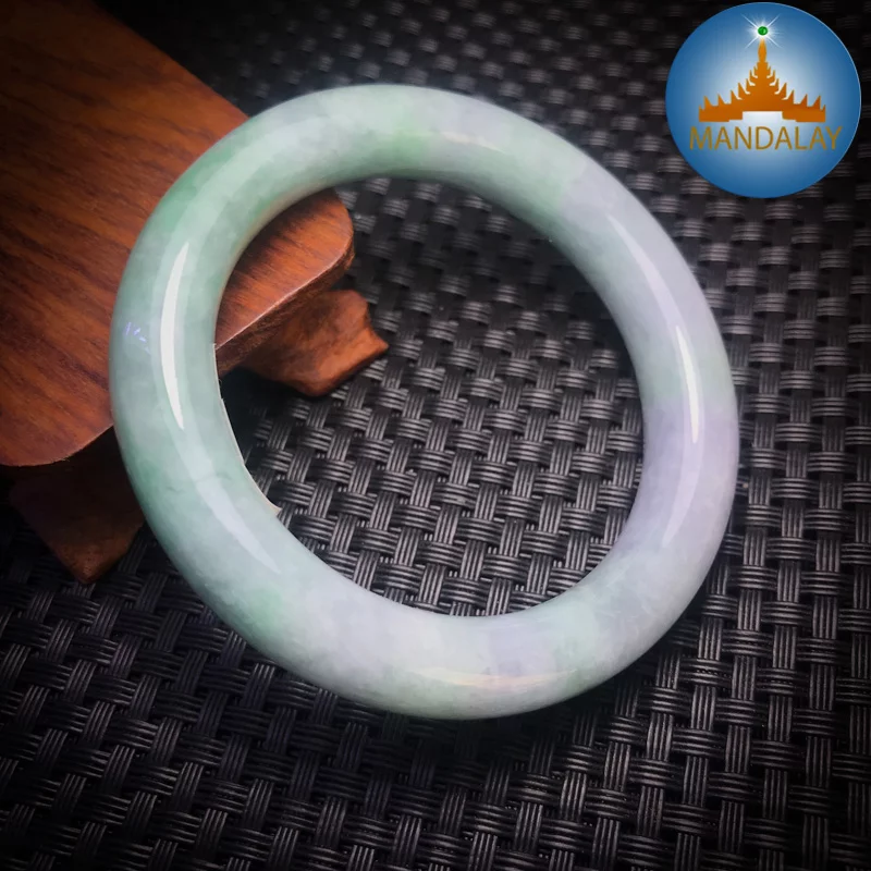 Vòng cẩm thạch vong cam thach