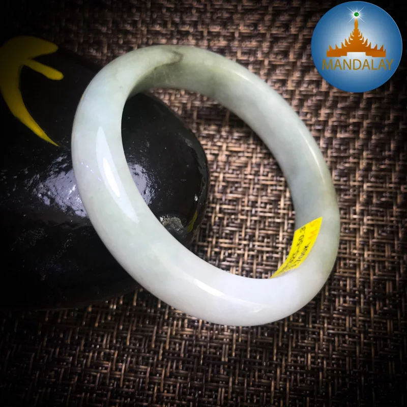 Vòng cẩm thạch vong cam thach