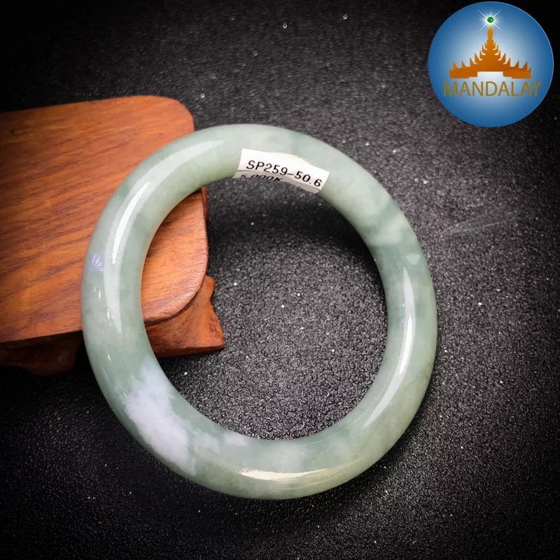 Vòng cẩm thạch vong cam thach