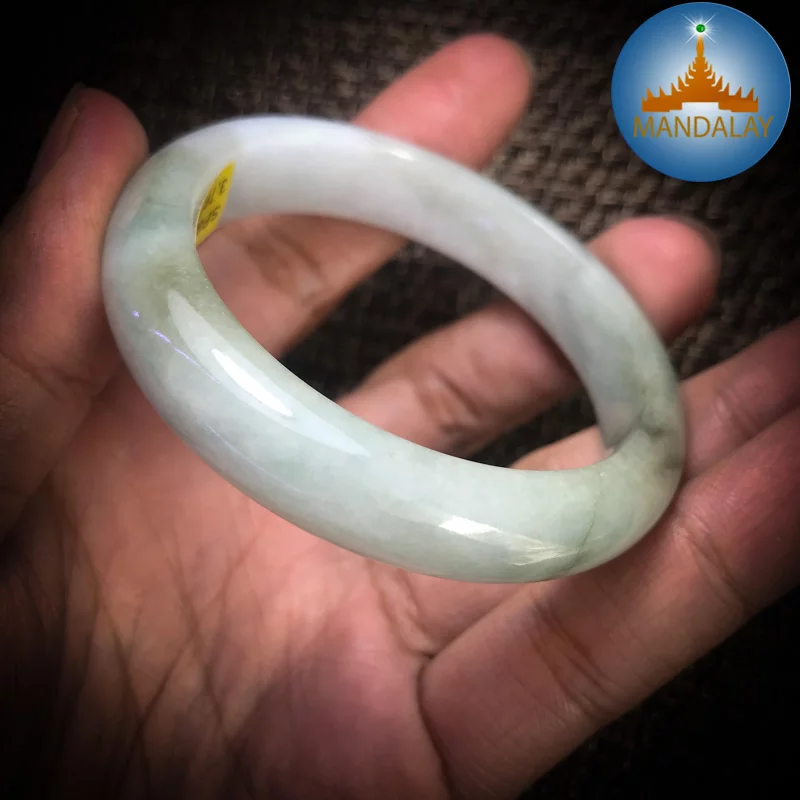 Vòng cẩm thạch vong cam thach